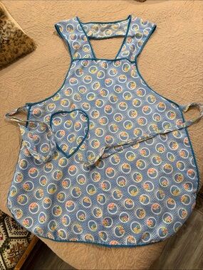 VINTAGE Blue Full Coverage Apron